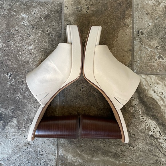 Dolce Vita Cream Heels - Picture 8 of 9